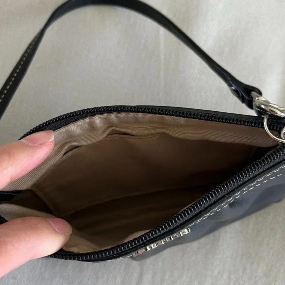 Coach Leather Wristlet Black
